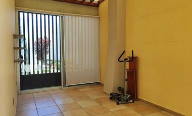 CASA EN RENTA DENTRO DE COTO EN CIUDAD GRANJA CERCA DE LA UP, DEL PARQUE METROPOLITANO, PERIFERICO PONIENTE, CIUDAD JUDICIAL Y UVM