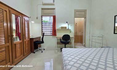 Townhouse 2 storeys full furnished 6 Bedrooms 4 Bathrooms