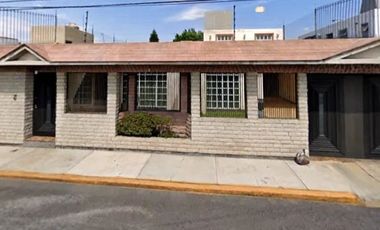 VENTA CASA: Planta Xia #24, Colonia Electra, C.P. 54060 Municipio Tlalnepantla de Baz, México