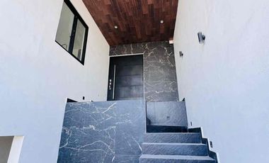 preciosa casa para estrenar acabados de lujo!