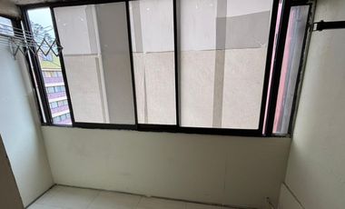 Se vende amplio departamento 3D/1B/2E en condominio en Valparaiso
