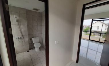 Dijual Rumah Tatar Simakirana Kota Baru Parahyangan