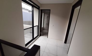 Dijual Rumah Tatar Simakirana Kota Baru Parahyangan