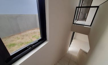 Dijual Rumah Tatar Simakirana Kota Baru Parahyangan