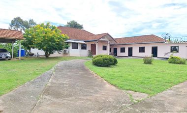 Exceptional 2-House Family Retreat on 1+ Rai Land For Sale, Mak Khaeng, Udon Thani, Thailand