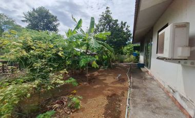 Exceptional 2-House Family Retreat on 1+ Rai Land For Sale, Mak Khaeng, Udon Thani, Thailand