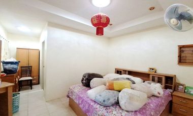 Exceptional 2-House Family Retreat on 1+ Rai Land For Sale, Mak Khaeng, Udon Thani, Thailand