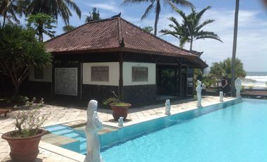 Bali Stunning Yoga Retreat Sunset Villa Estate Beach Front 8 bed room+ close to Balian Medewi