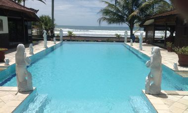 Bali Stunning Yoga Retreat Sunset Villa Estate Beach Front 8 bed room+ close to Balian Medewi