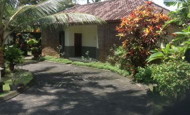 Bali Stunning Yoga Retreat Sunset Villa Estate Beach Front 8 bed room+ close to Balian Medewi