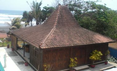 Bali Stunning Yoga Retreat Sunset Villa Estate Beach Front 8 bed room+ close to Balian Medewi