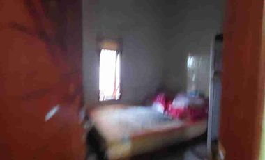 Jual Rumah 2 Lantai

Perum Griyo Wage Asri 
Wage Taman Sidoarjo

Luas 78m2 ( 6x13 )
LB 156m2 ( 2 Lantai )
KT 2+1
KM 1+1
Hadap Selatan
PLN 1300
Air PDAM + Sumur
Row jln 6m
Surat SHM IMB

*Turun Harga 800 Juta*
Cash / KPR