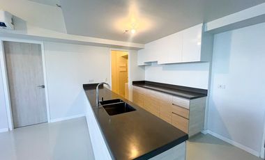 Skyline Sanctuary with a View to Remember