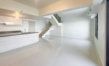 Skyline Sanctuary with a View to Remember