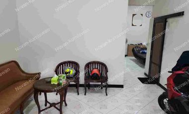 DIJUAL TOKO & RUMAH TRAWAS MOJOKERTO Nol Jalan Raya ke Tretes Pasuruan