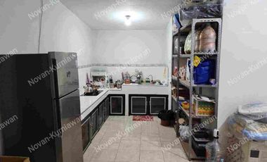 DIJUAL TOKO & RUMAH TRAWAS MOJOKERTO Nol Jalan Raya ke Tretes Pasuruan