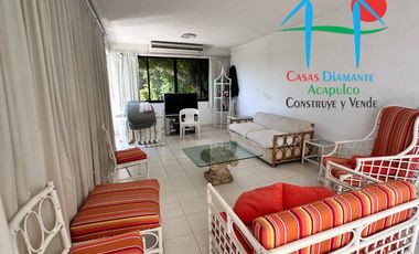 Vista parcial al mar, jardín privado, terraza y cuarto de servicio