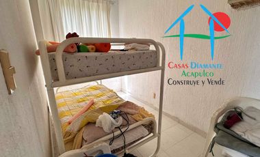 Vista parcial al mar, jardín privado, terraza y cuarto de servicio