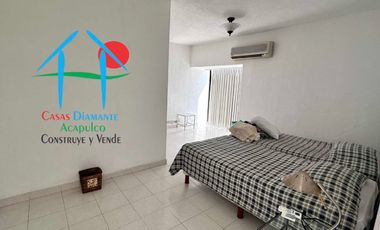 Vista parcial al mar, jardín privado, terraza y cuarto de servicio