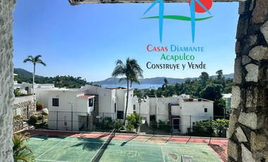 Vista parcial al mar, jardín privado, terraza y cuarto de servicio