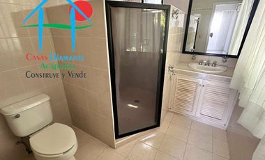 Vista parcial al mar, jardín privado, terraza y cuarto de servicio