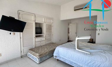 Vista parcial al mar, jardín privado, terraza y cuarto de servicio