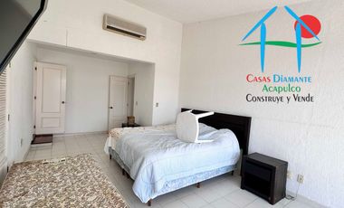 Vista parcial al mar, jardín privado, terraza y cuarto de servicio