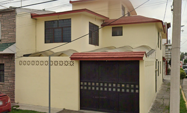 Casa en venta en Paseos de Santa Maria, Cuautitlán, Estado de México JP.