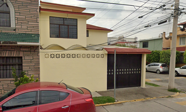 Casa en venta en Paseos de Santa Maria, Cuautitlán, Estado de México JP.