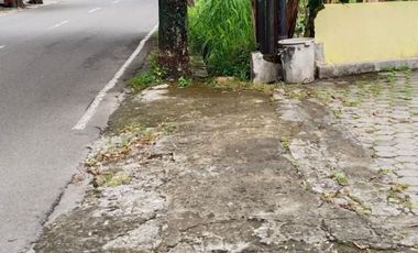 Dijual Tanah dan Ruang Usaha Pinggir Jalan Palagan Km.9 Utara Hotel Hyatt