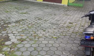 Dijual Tanah dan Ruang Usaha Pinggir Jalan Palagan Km.9 Utara Hotel Hyatt