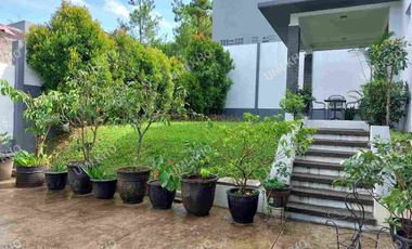 Keren nih rumah bagus dalam komplek ciwaruga bandung utara