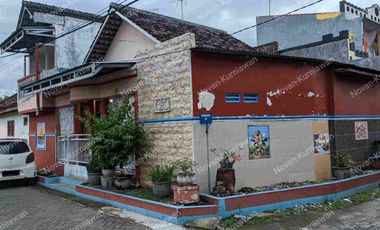 RUMAH 2 LANTAI SIAP HUNI SOOKO INDAH MOJOKERTO