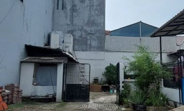 Rumah Favorit Dekat Fasilitas Publik Lokasi Taman Surya Kalideres Jakarta Barat