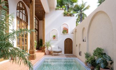 1-Bedroom Artistic Villa with Spanish–Javanese Fusion in Bingin