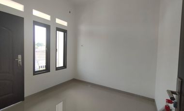 RUMAH BARU JADI SIAP HUNI 2 LANTAI BISA KPR HANYA DI GRAHA HARAPAN BEKASI