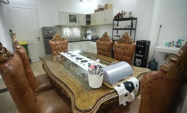 Jual cepat villa mewah lembang