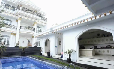 Jual cepat villa mewah lembang