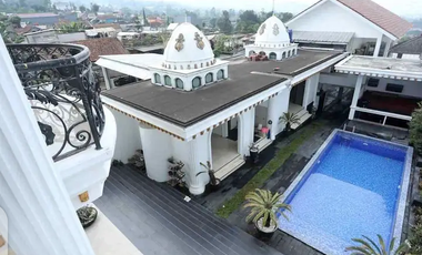 Jual cepat villa mewah lembang