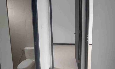 Jual Rumah Mewah 

Perum Pondok Mutiara
Sidoarjo Kota

Luas 96m2 ( 8x12 ) 
LB 110m2 ( 2 Lantai )
KT 4 KM 3
Hadap selatan
PLN Token 2200
Air PDAM
Row jln 8m
Surat SHM IMB

*Turun Harga 1.5 Miliar*
Cash / KPR