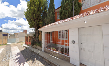 SE VENDE BONITA CASA UBICADA EN CALPULALPAN