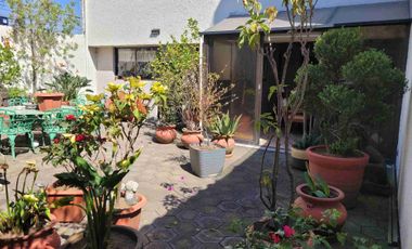 Magnífica Casa en Condominio