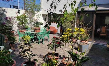 Magnífica Casa en Condominio