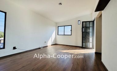 Casa en Tlalnepantla, Remodelada, 3 Recamaras, Estudio (Home Office) , 2.5 Baños, 2 estacionamientos, Creditos Bancarios e INFONAVIT