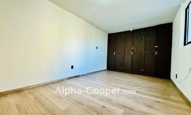 Casa en Tlalnepantla, Remodelada, 3 Recamaras, Estudio (Home Office) , 2.5 Baños, 2 estacionamientos, Creditos Bancarios e INFONAVIT