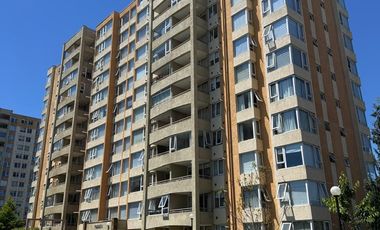 Departamento en Arriendo con Estacionamiento y Bodega, Condominio Los Conquistadores, Temuco