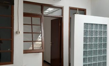 Rumah Siap Huni Dalam Cluster di Batununggal Indah