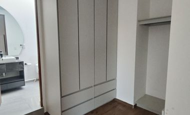 Renta de casa Cañadas Bosque, Morelia, incluye mantenimiento y agua