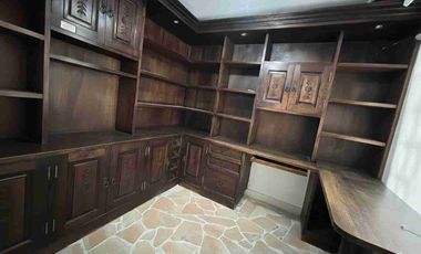 VENDO HERMOSA CASA AMPLIA