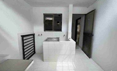 VENDO HERMOSA CASA AMPLIA